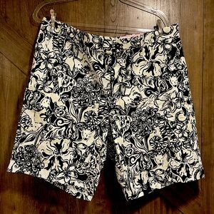 NWOT Lilly Pulitzer Men’s Beaumont Short - Onyx With A Twist - Size 38